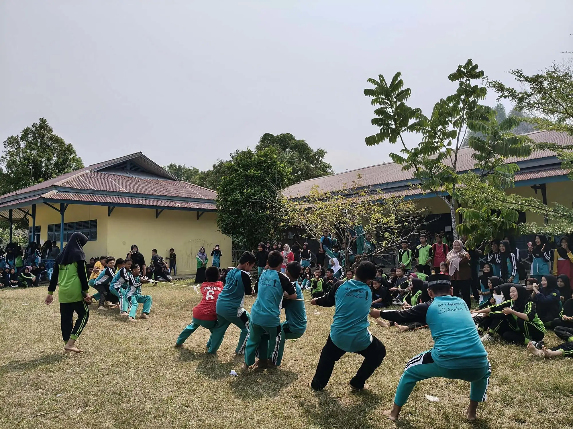 Semarak HUT RI Ke-81 di MTs Negeri 1 Sekadau